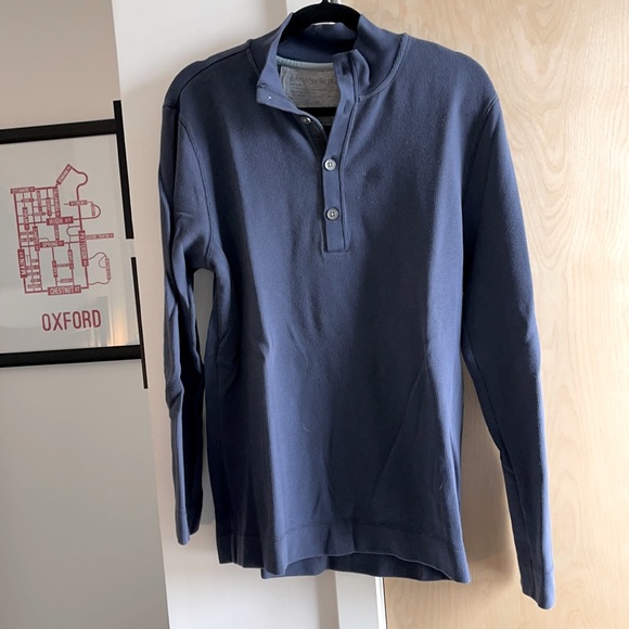 Quarter button up long sleeve shirt